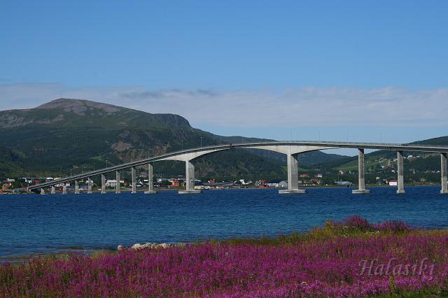 Norwegia (504a).JPG - Lofoty - most w Strand na wyspę Langoya